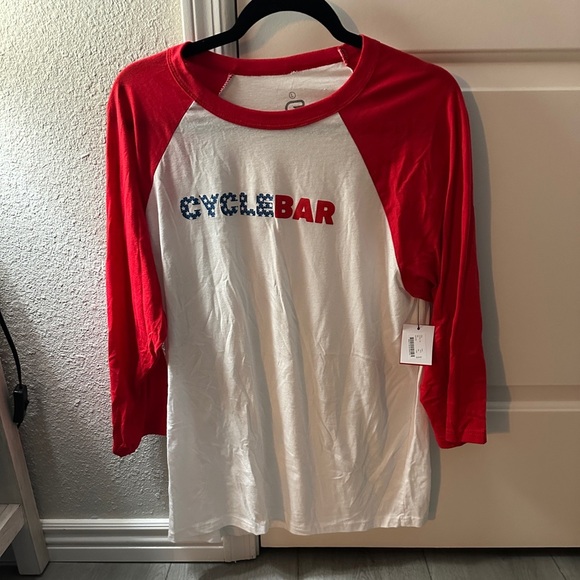 NWT CycleBar Red and White Baseball Tee size Large - Picture 1 of 5